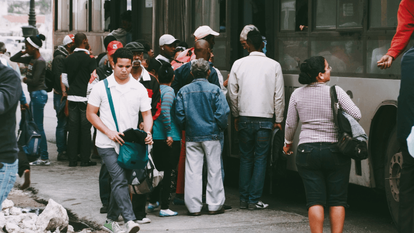 Sindicato e transporte em Sorocaba: decisão judicial amplia debate sobre mobilidade urbana e direitos no setor