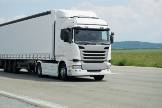 Alta do Diesel e Sindicatos de Caminhoneiros Autônomos no MEI: Mobilização e Impactos Econômicos