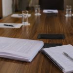 Contribuição Previdenciária de Aposentados em Curitiba: O Que o Diálogo do IPMC com o Sismmac e o Sismuc Revela Sobre o Futuro da Previdência Municipal