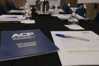 Formação Sindical da ACP em Campo Grande: Por Que a Educação Política dos Professores Importa Para Além da Escola